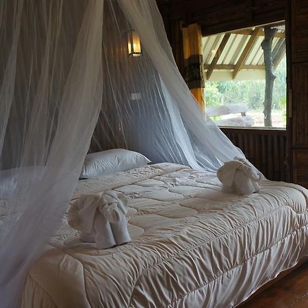 Khao Sok National Park Khao Sok Jungle Resort מראה חיצוני תמונה